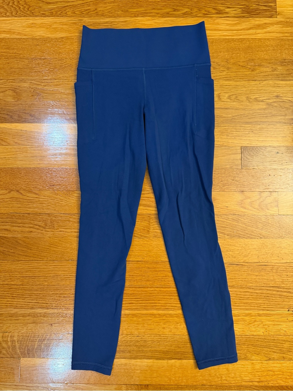 Athleta Salutation Stash Pocket II Tight HR Leggings Dark Blue - Size Small